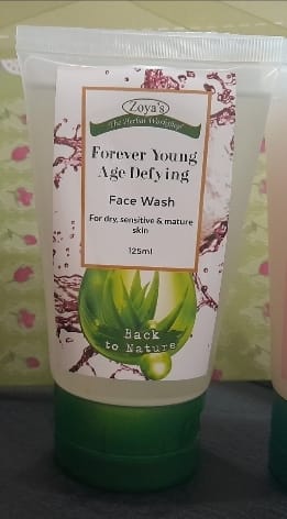 Forever Young Age Defying Facewash